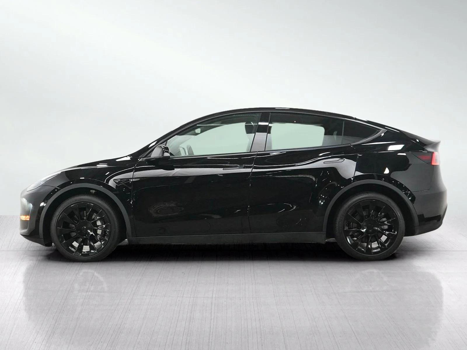 tesla model y 2023 7SAYGDEE8PF800540 image tesla model y 2023 7SAYGDEE8PF800540 image